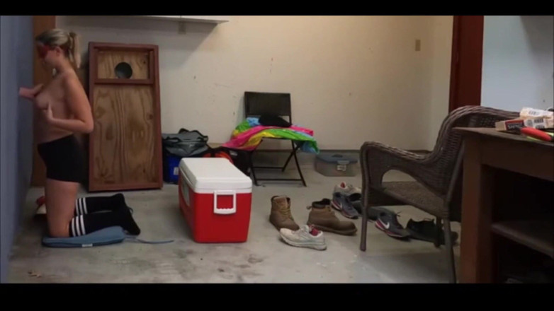 ScarlettRavenXO: Wife's First at Home Gloryhole with a Local Fan