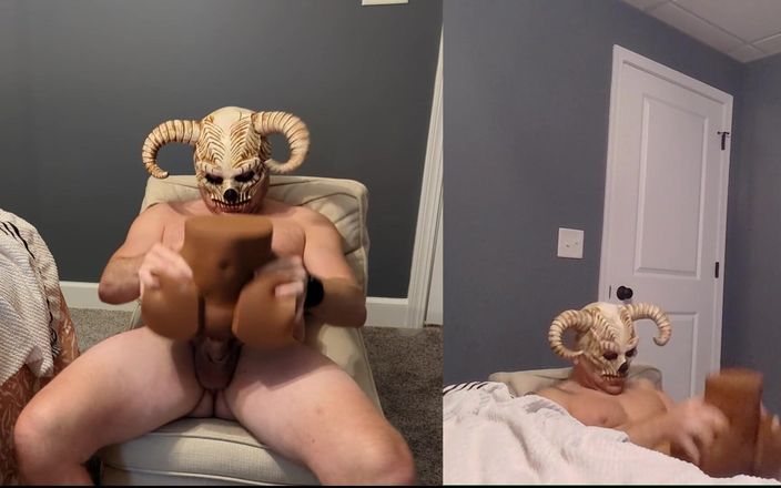 Bald Daddy: Лысый папочка Demon трахает черную киску анальным бурением