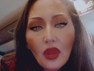 Dominatrix Redsonyja: उन्हें याद करने के लिए एक छोटा नोट और अंत में मैं नए सहयोग, नई रिकॉर्डिंग और कई और सेक्स गतिविधियों के बाद