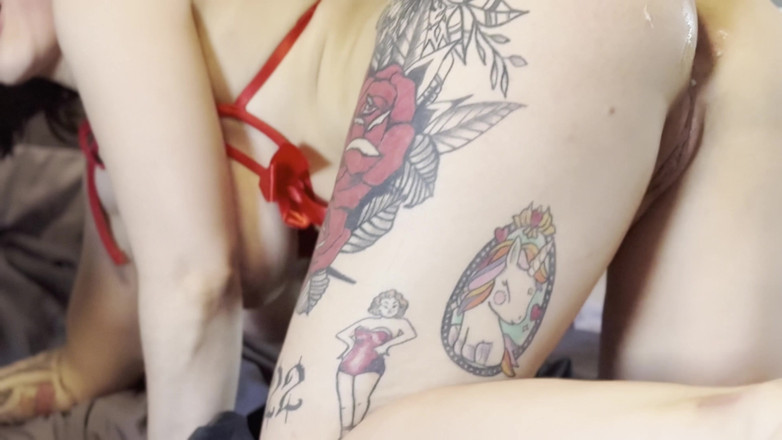 Lulita Star: 내 엉덩이를 부러뜨리는 새아빠