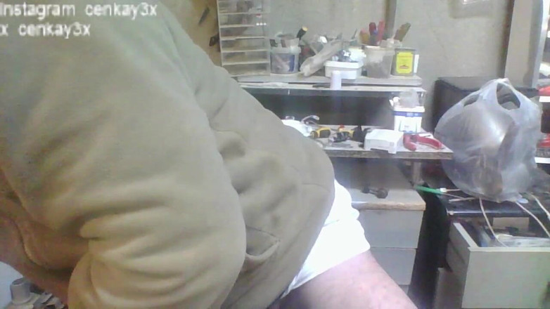 CenkAy: Turecký medvědí táta je v živém vysílání