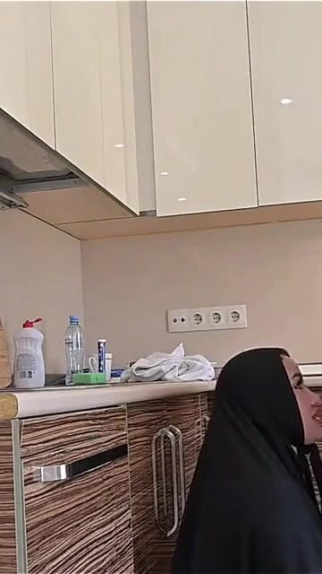 CuteProduction: An Arab Life - a Day in a Young Muslim Wife 13:00