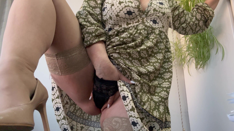Step Mommy: Horny Mature Stepmom in Stockings and High Heels Masturbates and...