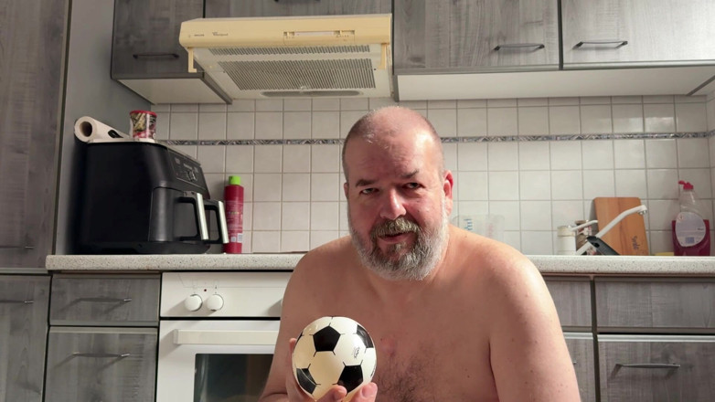 Buxte extreme: Stretching Training in the Kitchen!
