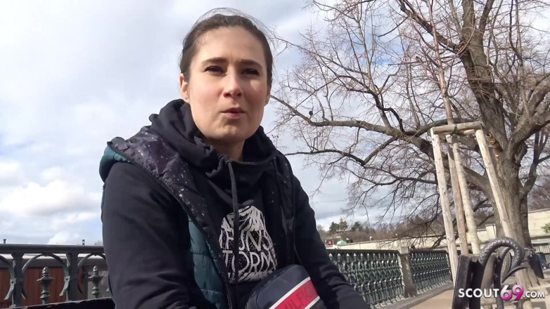 German Scout: Německý skaut - roztomilá teenagerka Lara Fox Talk s prvním castingem šukání