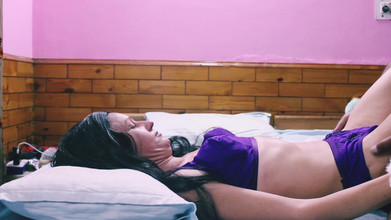 Bolly Karma: Abang tiri tidak dapat menolak mengongkek adik tiri