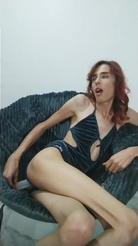 Ráda pro tebe hraji bohatého
