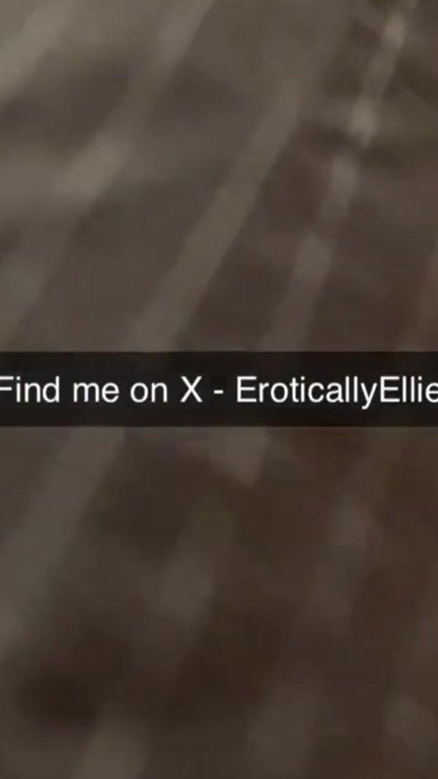 Fyp. Amateur. Cute. (EroticallyEllie)