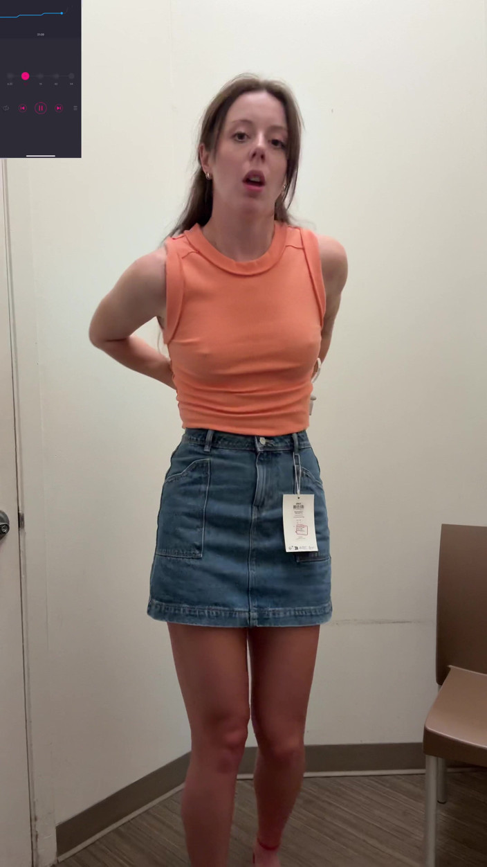Nadia Foxx: 아무도 내 말을 듣지 않기를 바란다!