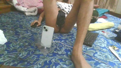 iamhighhh: Načapala ho na videochatu.