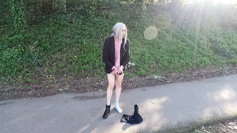 The Midnight Minx: Minx mid walk knickers removal