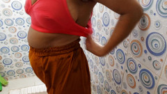 Dhaka sex: Stepson Sees His Stepmom Taking a Bath
