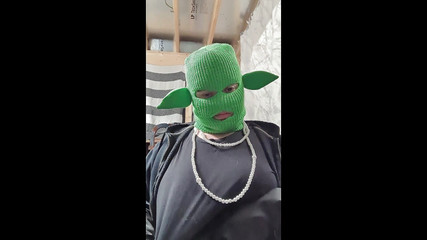 GBLNMMMY: Mamă sexy mascată BBW ejaculează pe mănuși