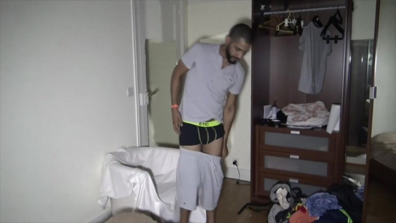 MALIK THE ARAB FUCKER XXL: Anonymous slut fucked bareback by Arab domiantn friend f Malik