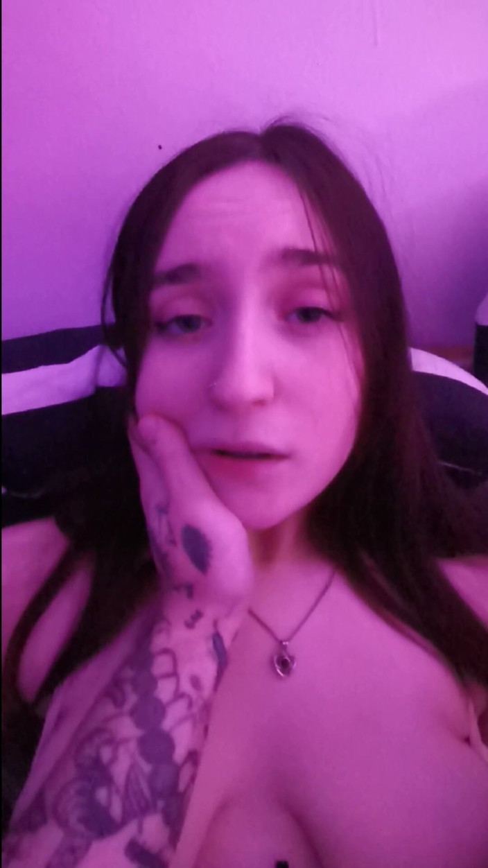 Joyliii: Joyliii Hat Diesen Creampie so Sehr Gebraucht.
