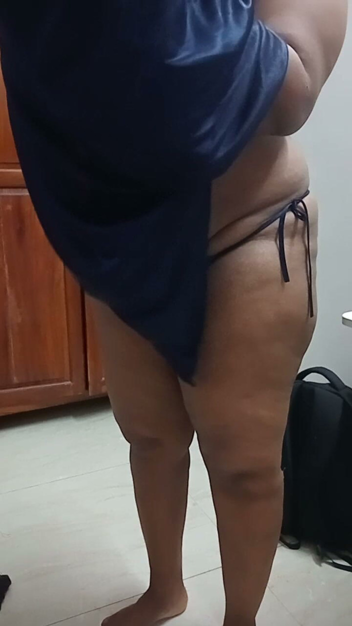 Benita sweety: Untuk Penggambaran Dia Memakai Pakaian Baru