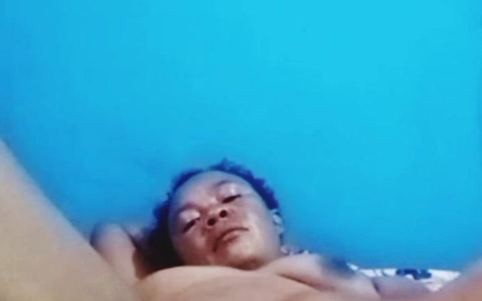 Sugarmama video call mutual masturbation: मम्मी वीडियो कॉल पर अपनी चूत खेलती है, ep6