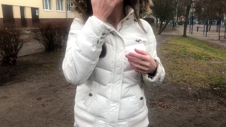 ArinaMills: 낯선 사람이 빨고 따먹히다 + 크램피. 아마추어