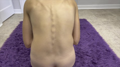 Wamgirlx: Colonna vertebrale fetish yoga - parte 1