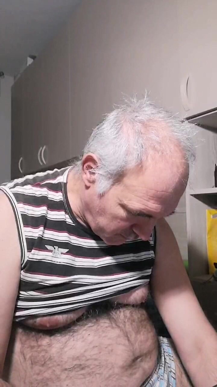 Setesesso7: Długa sobota na cieszenie się mocnym masturbowaniem penisa!