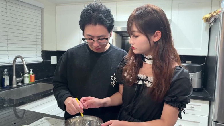 Chloe Lin: Aulas particulares de confeitaria porta a porta se transformam em...