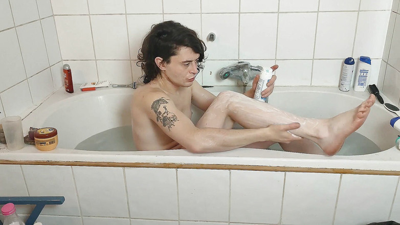 Sara B: Rasiere meine beine (sara nb)