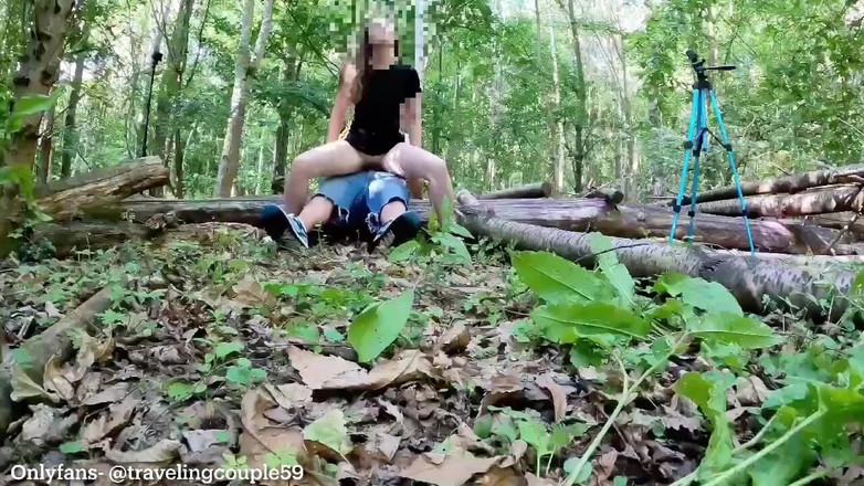 Dream Justin: Une nana de 18 ans se fait baiser dehors