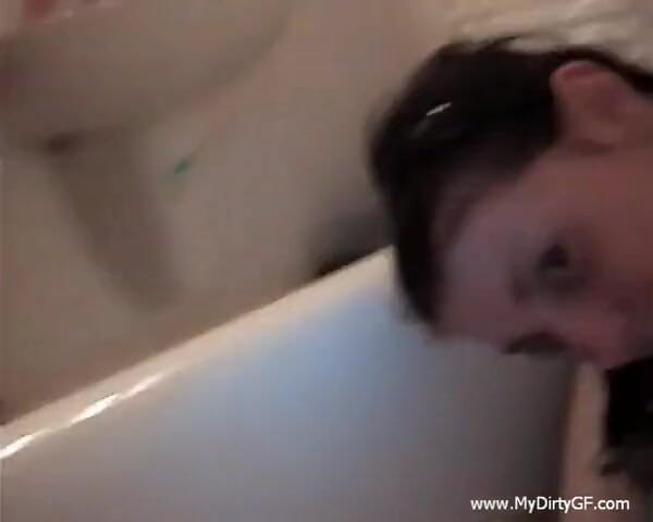 Young Libertines: Bathing together