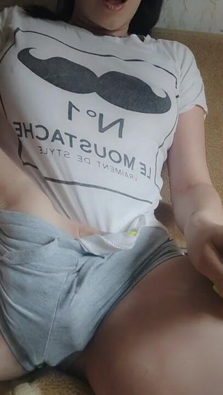 SexyAlbinaKiss: Horny pussy wets my shorts