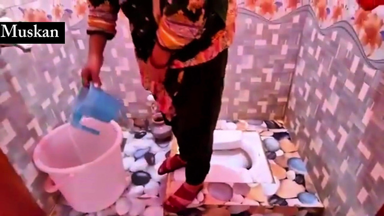 Muskan Rani: Desi Girl Home Cleaning