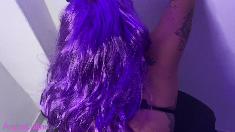 Gatita latina: Sperma Auf Großen Arsch in Dessous