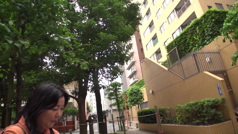 Apolix-JP: 55-year-old Michiko I Met on a Dating Site