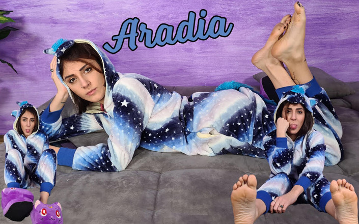 Vr Foot Fetish: Stunning Aradia in a One-piece Hooded Pajama and Purple Slippers