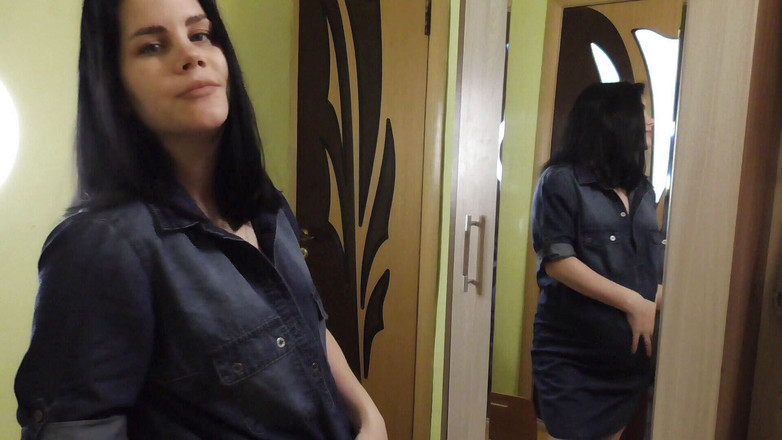 Anna Sky: 다른 드레스를 입으려고 시도하는 임신한 Anna