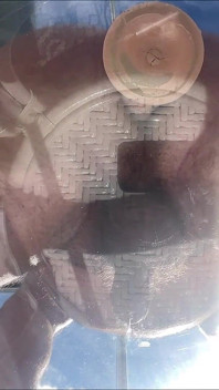 大屁股继父熊在阳台上裸体晒日光浴 3