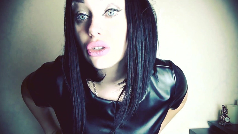 Goddess Misha Goldy: Bir ay süren edge oyunu! 1. Gün
