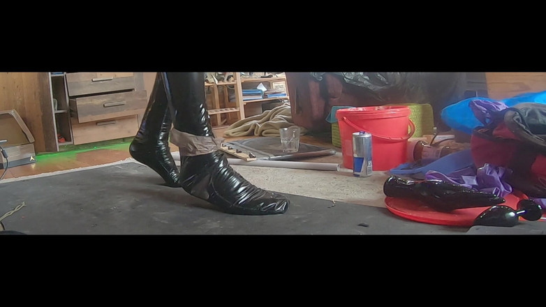 4SOMEfckHOl: Juegos anales BDSM en catsuit de látex.