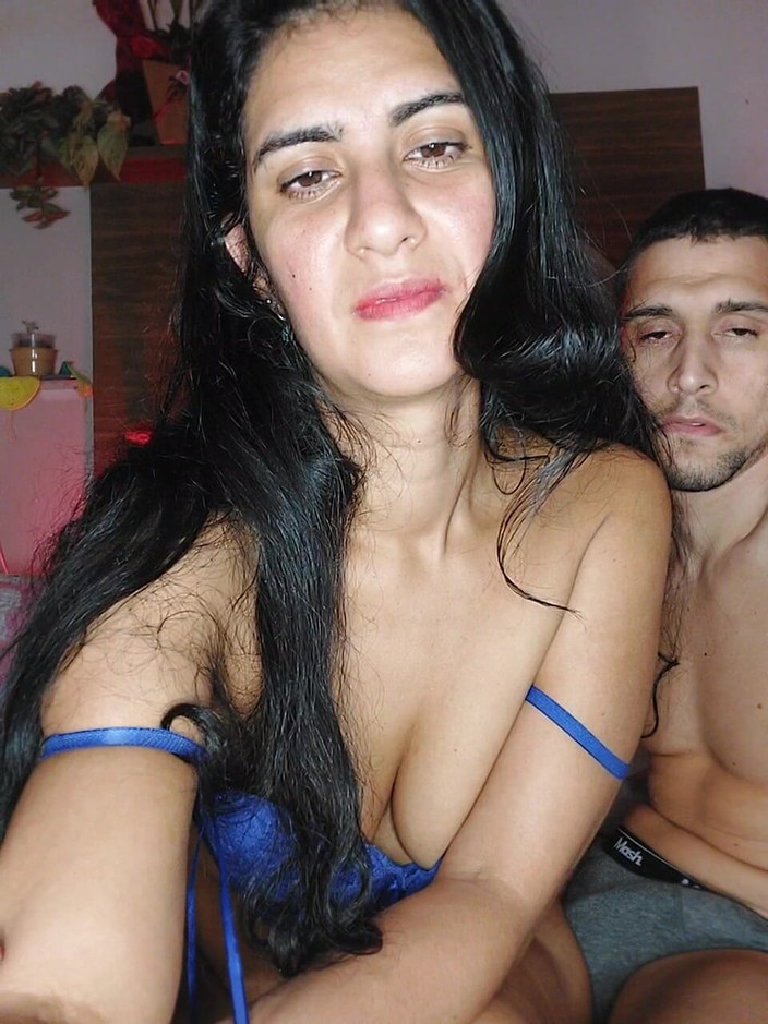 Renatinharj: Vanessanha zeigt sich mit ihren blauen Dessous - Teil1