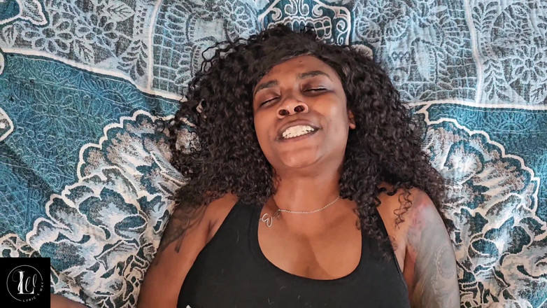 LyricsWay: Трах и дым большой черный член чернокожей пары в видео от первого лица