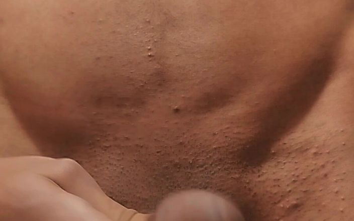 Soloboy studio: Dampfende solo-duschsession - nass, echt und explosive!