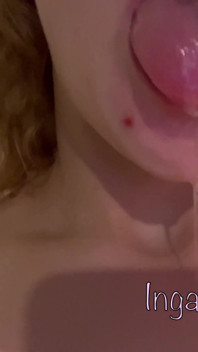 Perverted Girl Pees and Masturbates with a Fat Dildo