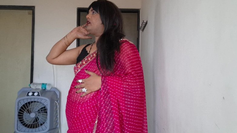Indiansissychubby: Ze heeft meer pikken nodig, is wat ze zeggen en...