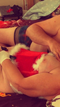 Mamie Carmen Suce À Noël Et Se Fait Baiser, Creampie 112824fap