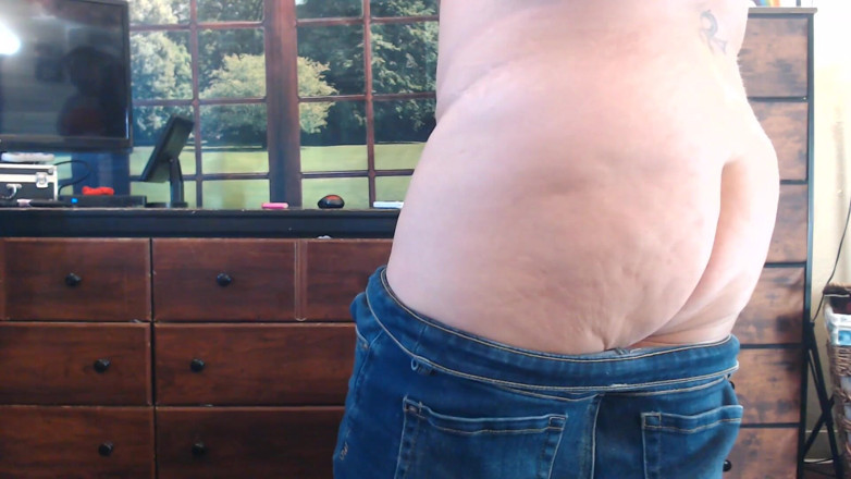 Abby Anna: Jiggly ass cellule clench thrust bounce