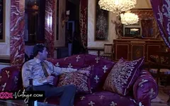 Chơi tay ba cổ điển qua đường lỗ hậu ở Roma