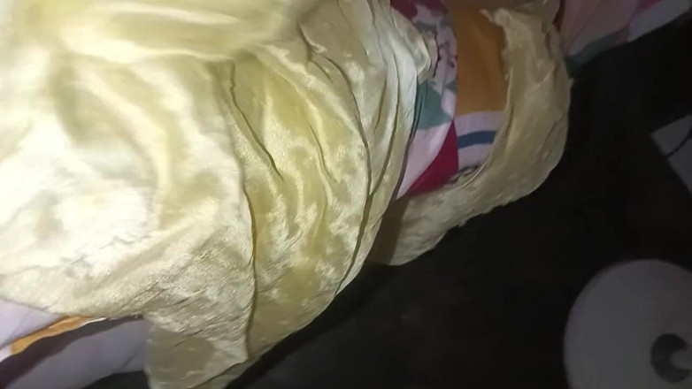 pooja99999: Desi Pooja Bhabhi Ne Devar Se Chodai