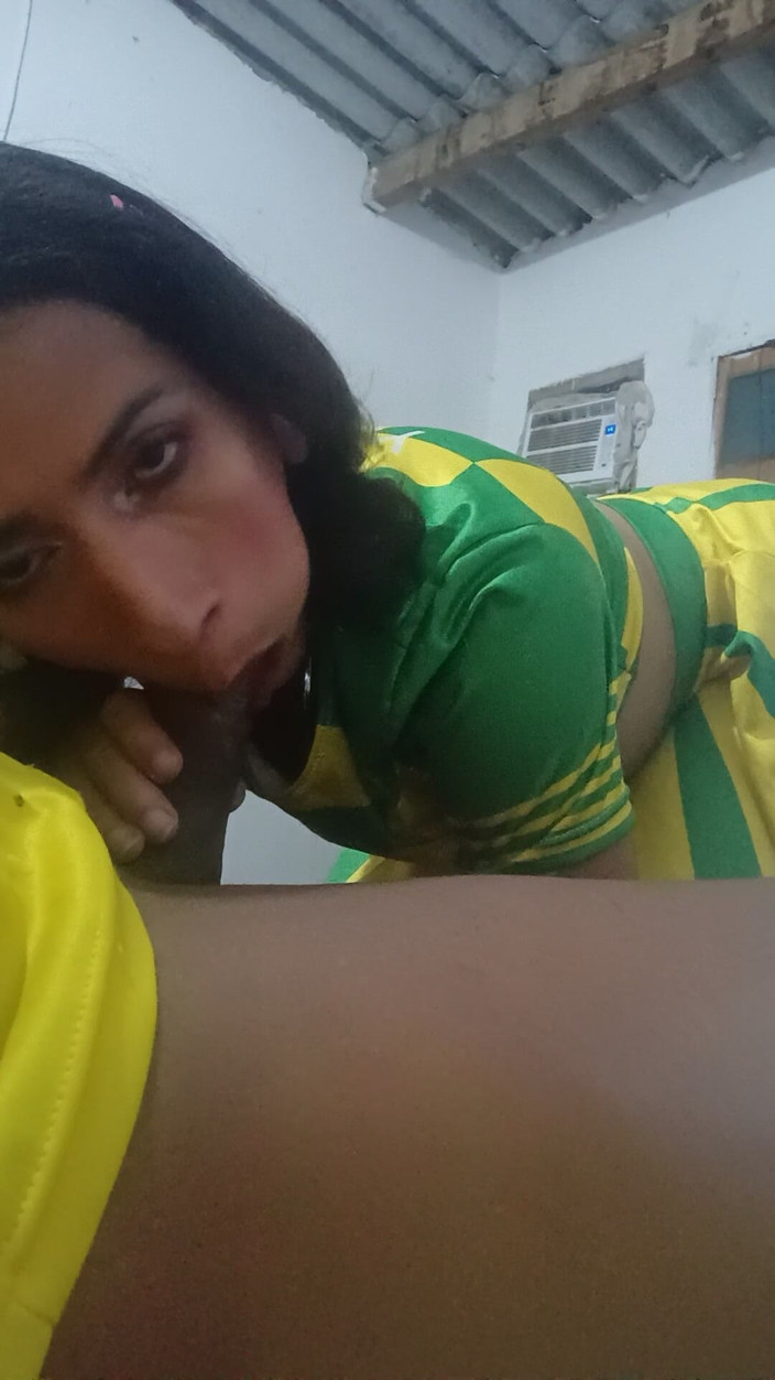 Femboy from Colombia: Esta Chica Trans Esta De Vuelta Para Darla Toda