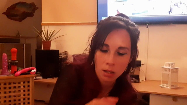 Domina_Lilja: Muie/labă facială
