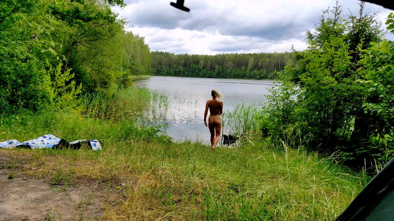 S-Wife Katy: Hladová anální lesbička se ráno vystříkala do mého stanu na...