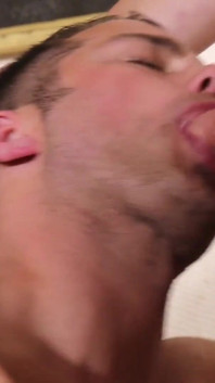 Kyle Dean đụ Jock Phillip Anadarko chưa cắt